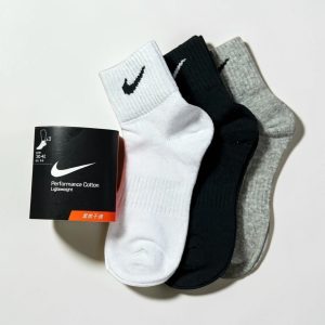 Nike Performance 1 (Crew)